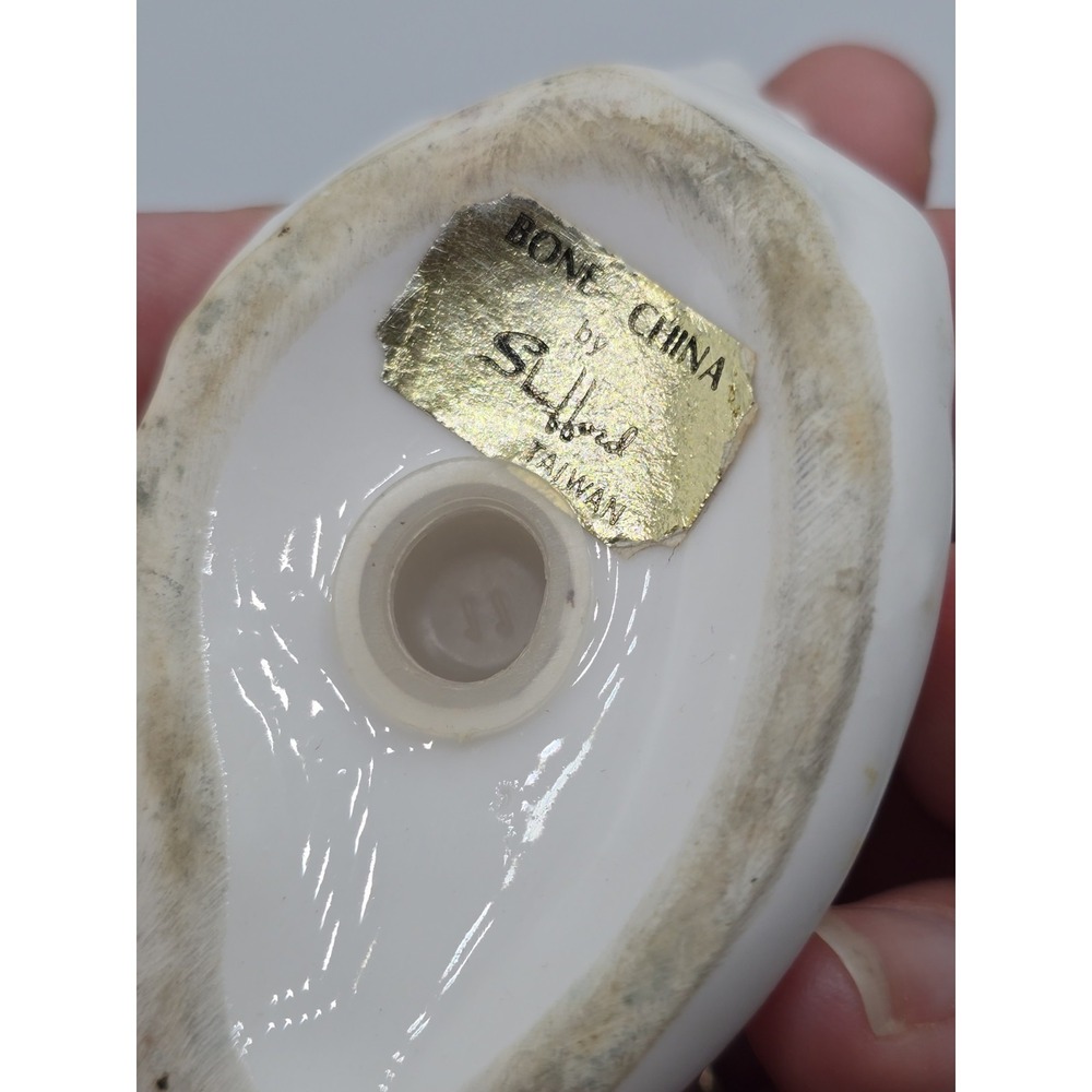 Vintage Rare Sea Shell Salt and Pepper Bone China By Stafford - Picture 11 of 12